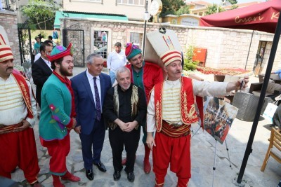 Başkan Aydın, "Paylaştıkça Bir Oluruz" Temalı Ramazan Etkinliklerini Tanıttı