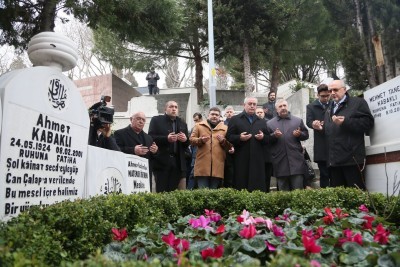 Ahmet Kabaklı Mezarı Başında Anıldı