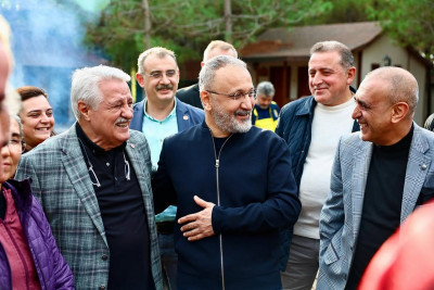 Başkan Özmen, Çiftalan Gençlik Kampı'nda muhtarlarla bir araya geldi Başkan Özmen, Çiftalan Gençlik Kampı'nda muhtarlarla bir araya geldi