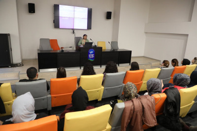 Kadınların kariyer ve istihdam süreçlerindeki hakları konuşuldu 
