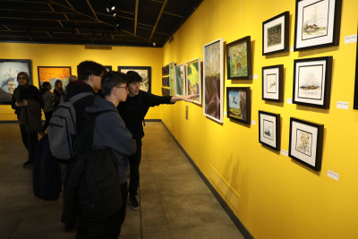 Eyüpsultan'da “İzler ve Düşler” sergisi açıldı