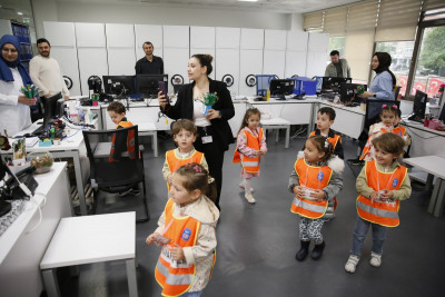 Miniklerden insan kaynakları personeline anlamlı ziyaret