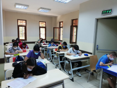 Eyüpsultan'da LGS Deneme Sınavları Devam Ediyor