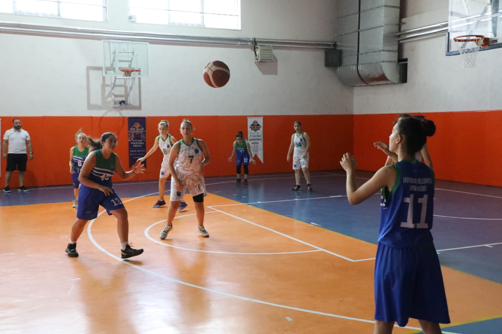 Yaz Spor Okulları'nda basketbol turnuvası heyecenı yaşandı