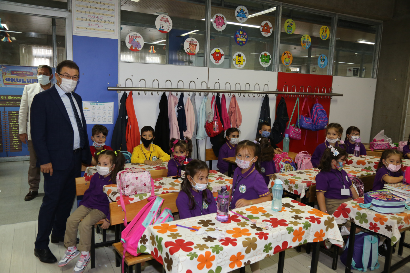 Başkan Deniz Köken, miniklerin okul heyecanına ortak oldu