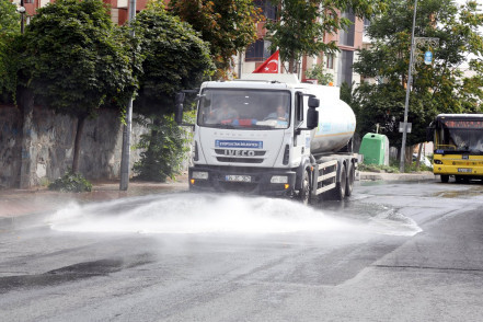 Emniyettepe ve Güzeltepe mahallelerinde detaylı temizlik yapıldı