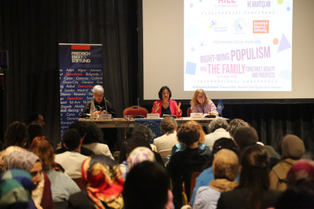 “Kutsal Aile”yi değil, “Aileler”i konuştular: Sosyal Hizmetler Konferansı Eyüpsultan'da gerçekleşti “Kutsal Aile”yi değil, “Aileler”i konuştular: Sosyal Hizmetler Konferansı Eyüpsultan'da gerçekleşti