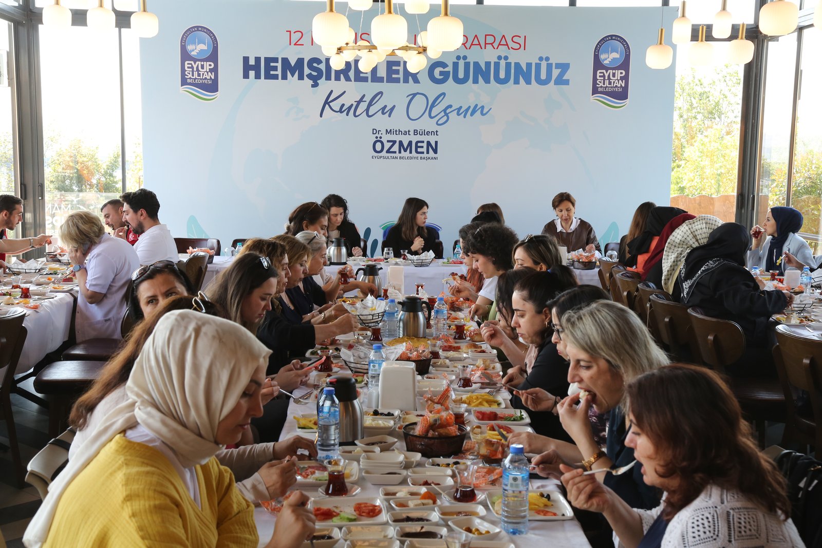 Eyüpsultan'da Hemşireler Günü'ne Anlamlı Kutlama Eyüpsultan'da Hemşireler Günü'ne Anlamlı Kutlama