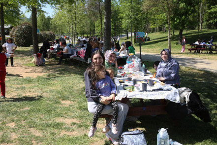 Eyüpsultanlı kadınlar Kent Ormanı'nda buluştu: Mahalle piknikleri başladı!