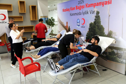 Eyüpsultan'da kan bağışı seferberliği: “Mahallenin Gücü İyilikle Büyür” Eyüpsultan'da kan bağışı seferberliği: “Mahallenin Gücü İyilikle Büyür”