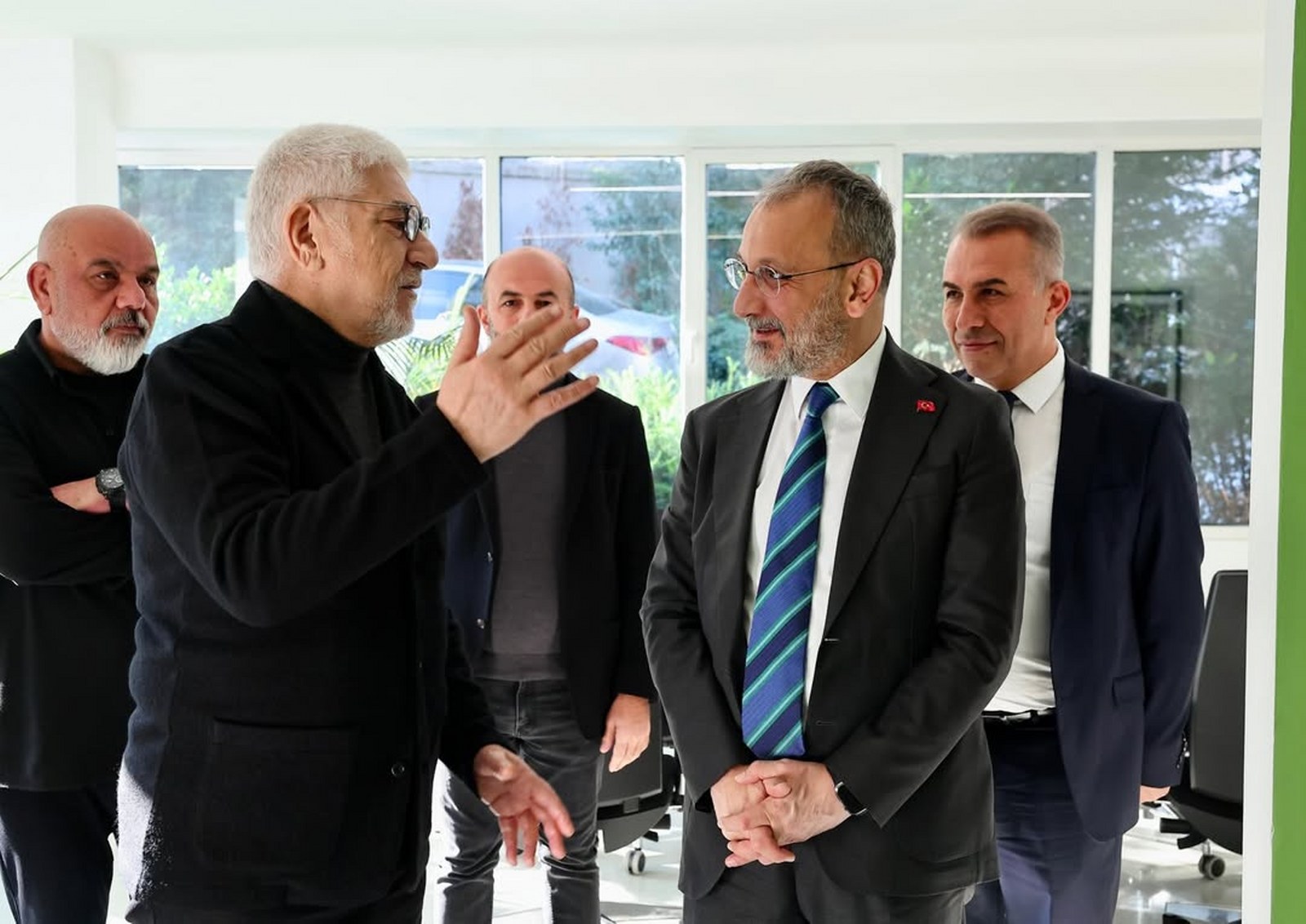 Başkan Özmen'den Türkiye Down Sendromu Derneği'ne Ziyaret Başkan Özmen'den Türkiye Down Sendromu Derneği'ne Ziyaret