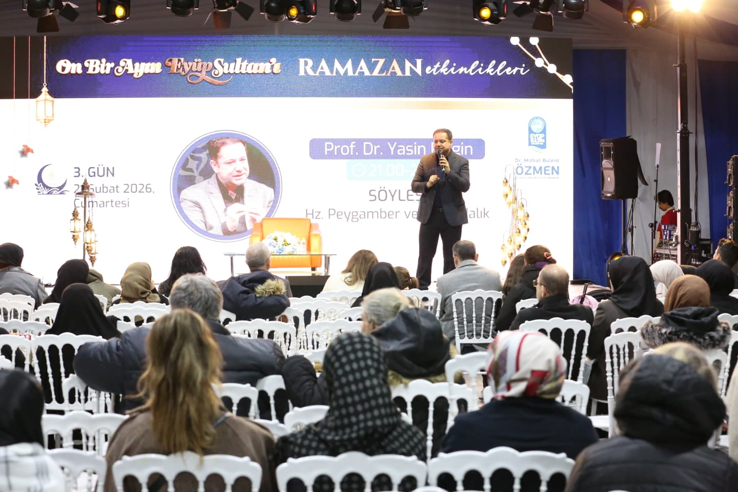 Eyüpsultan'da “Hz. Peygamber ve Farkındalık” söyleşisi Eyüpsultan'da “Hz. Peygamber ve Farkındalık” söyleşisi