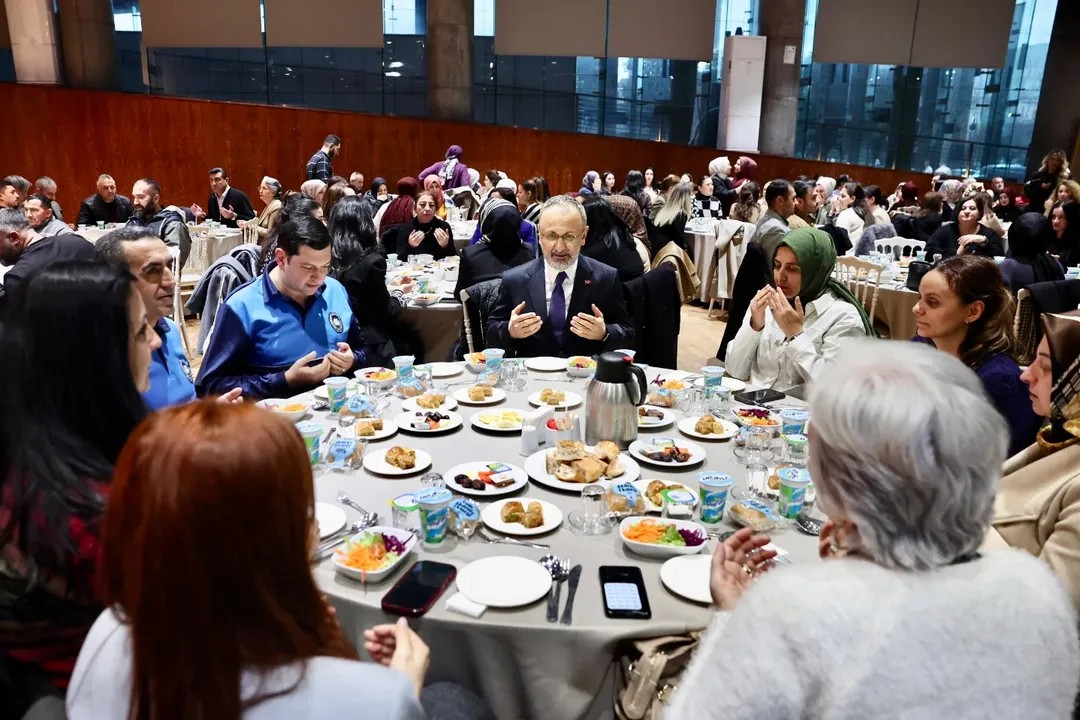 Başkan Özmen Personelle İftar Sofrasında Buluştu