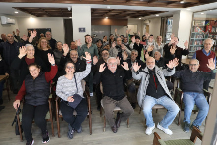 Yaş almış vatandaşlar için Sandalye Yogası etkinliği düzenlendi
