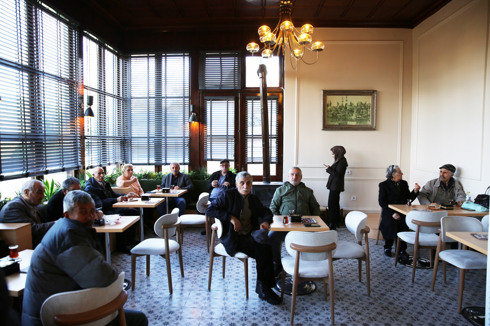 Eyüpsultan'da emeklilere ikinci sosyal yaşam alanı: Emekliler Lokali Musiki Kafe hizmete açıldı