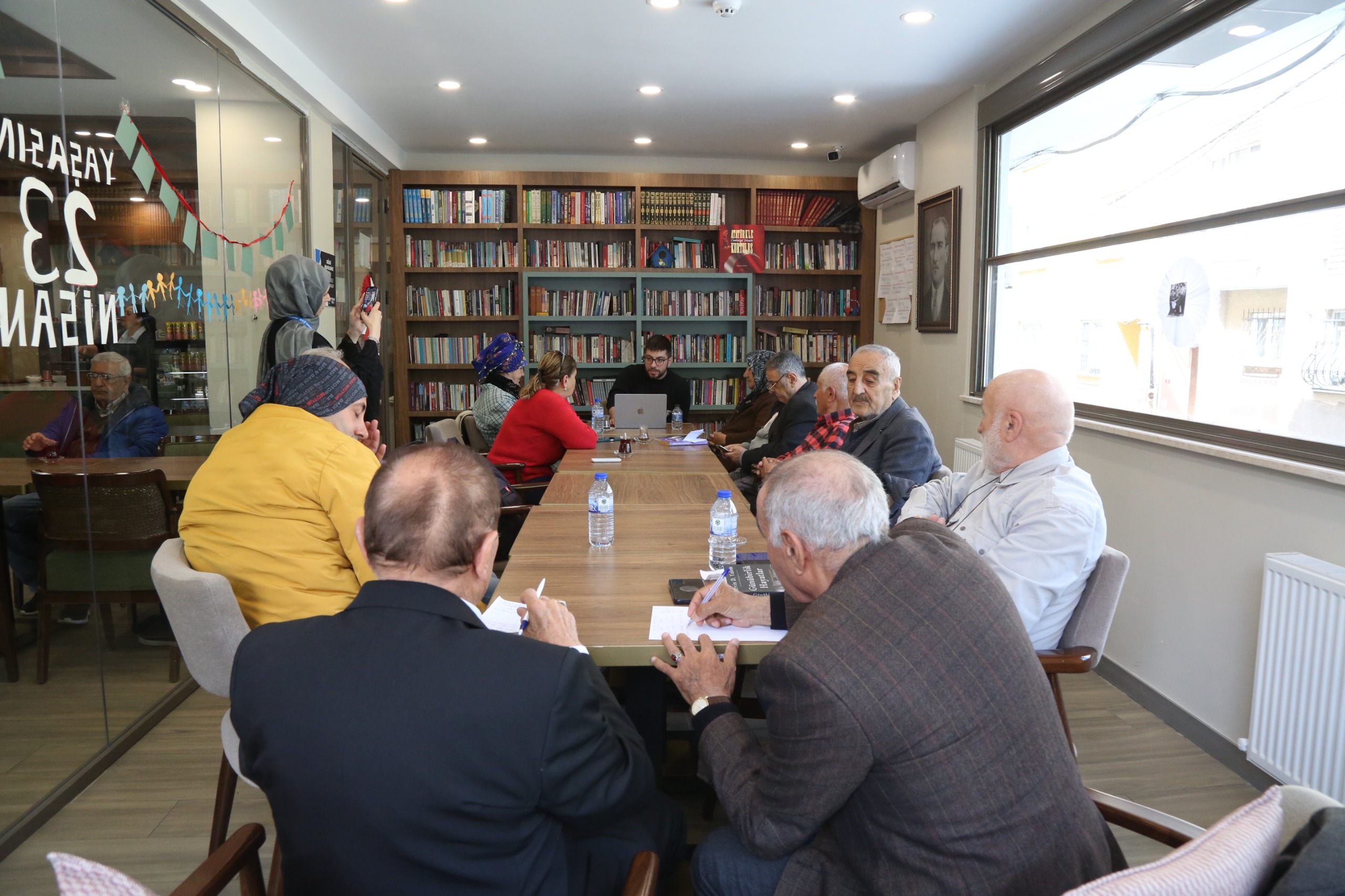 Eyüpsultan'da emeklilere yönelik bilinçlendirme seminerleri sürüyor