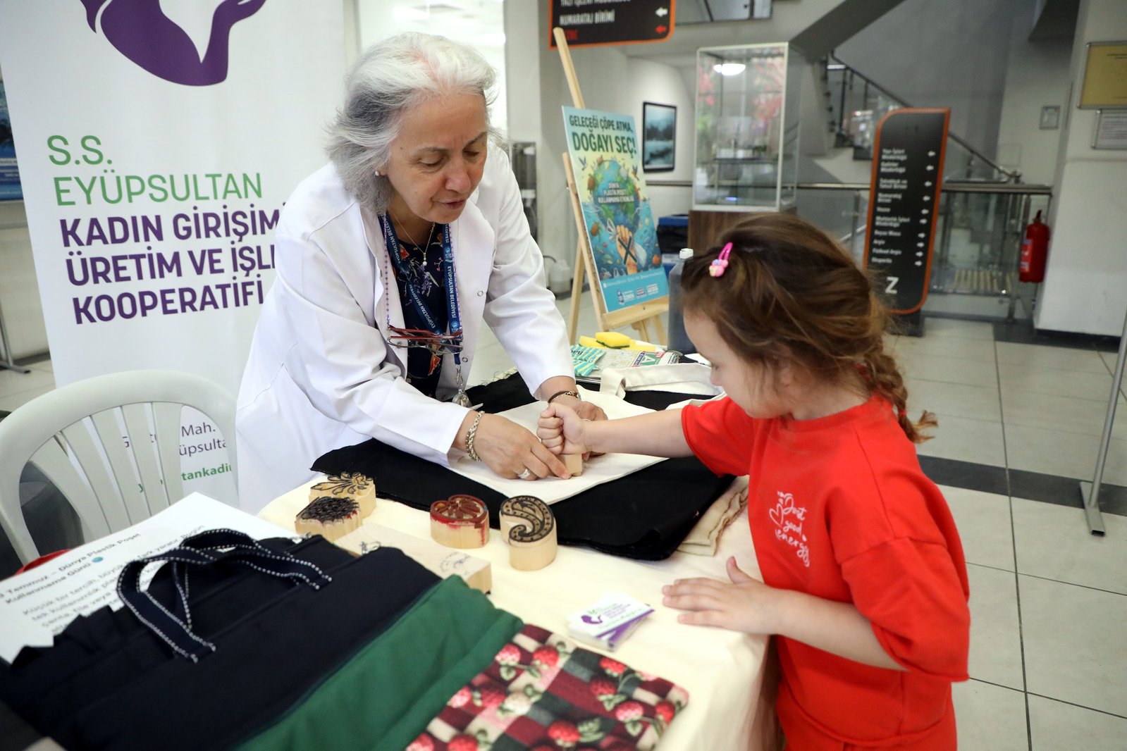 Plastik Çöp Poşeti Kullanmama Günü'ne özel etkinlik