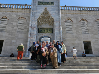 Afife Hatun Aile Akademisi'nden İstanbul'un manevi mirasına yolculuk