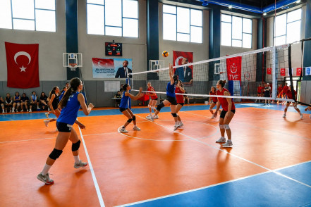 30 Ağustos'un zafer ruhu voleybol sahasına taşındı