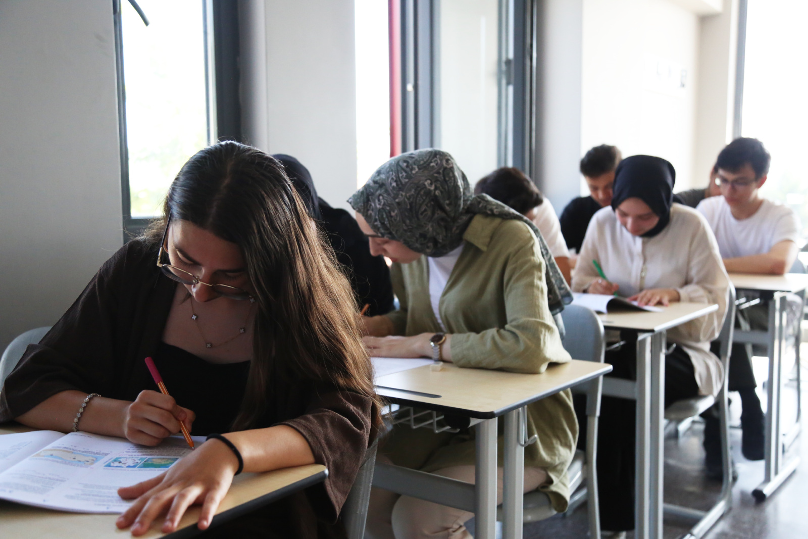 Eyüpsultan Belediyesi Gençlik Merkezleri'nden YKS'de büyük başarı