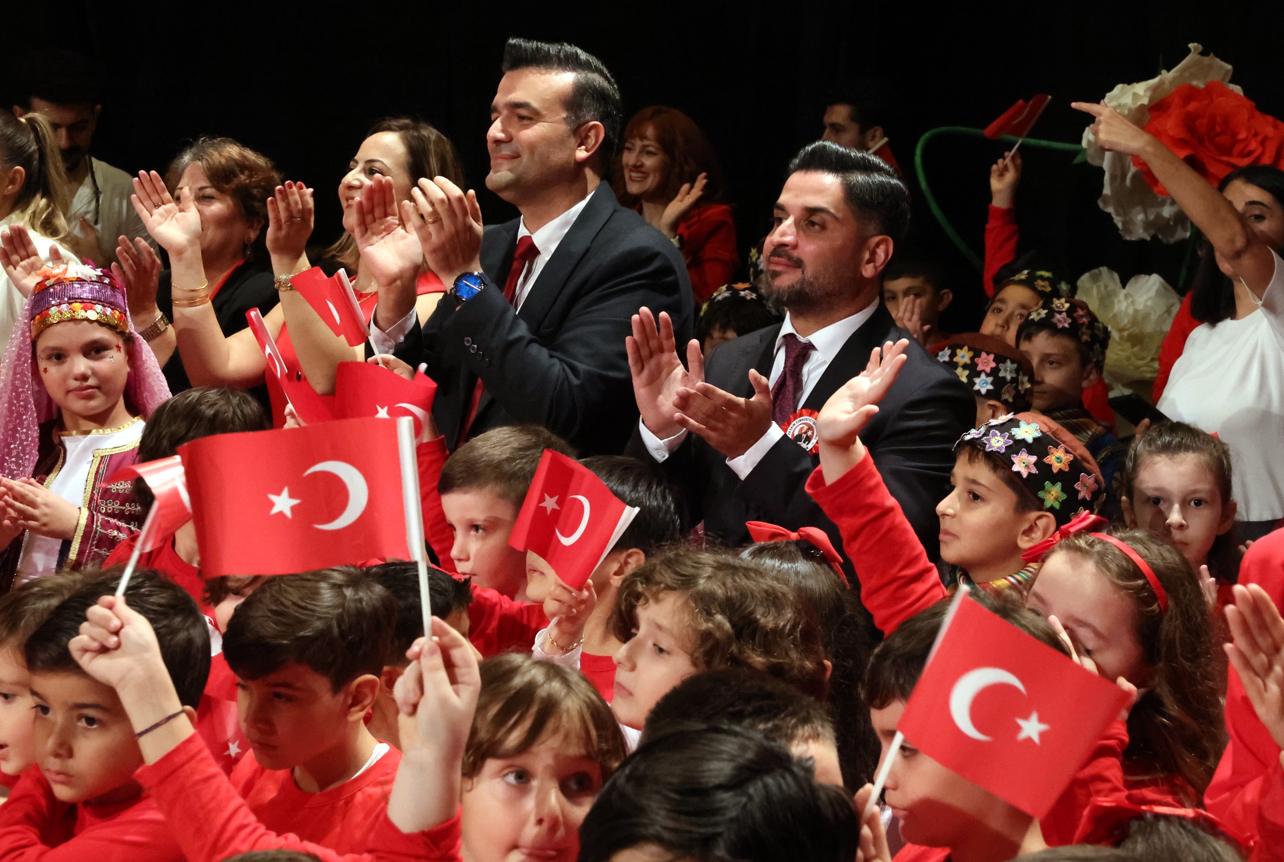 Öğrencilerden Cumhuriyet Bayramı'na Unutulmaz Gösteriler